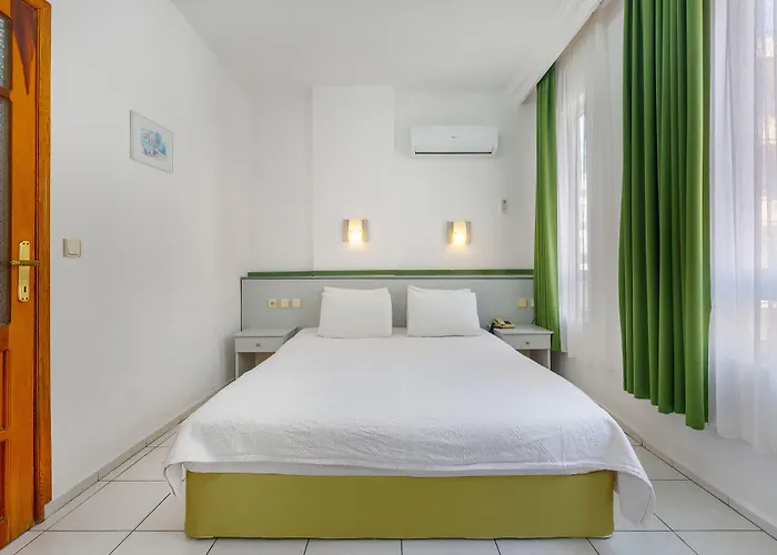 Apartahotel Bayram 4*